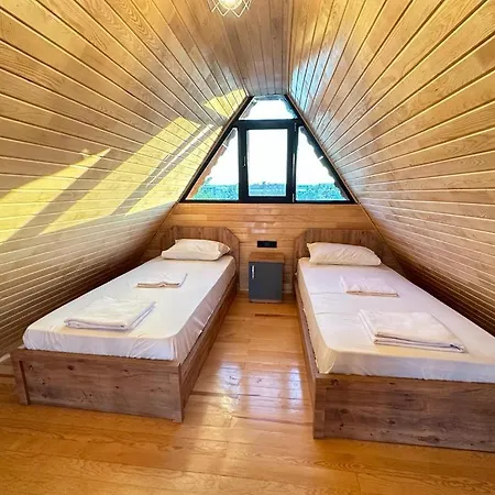 بيت للعطل Begonvil 1 دمرة